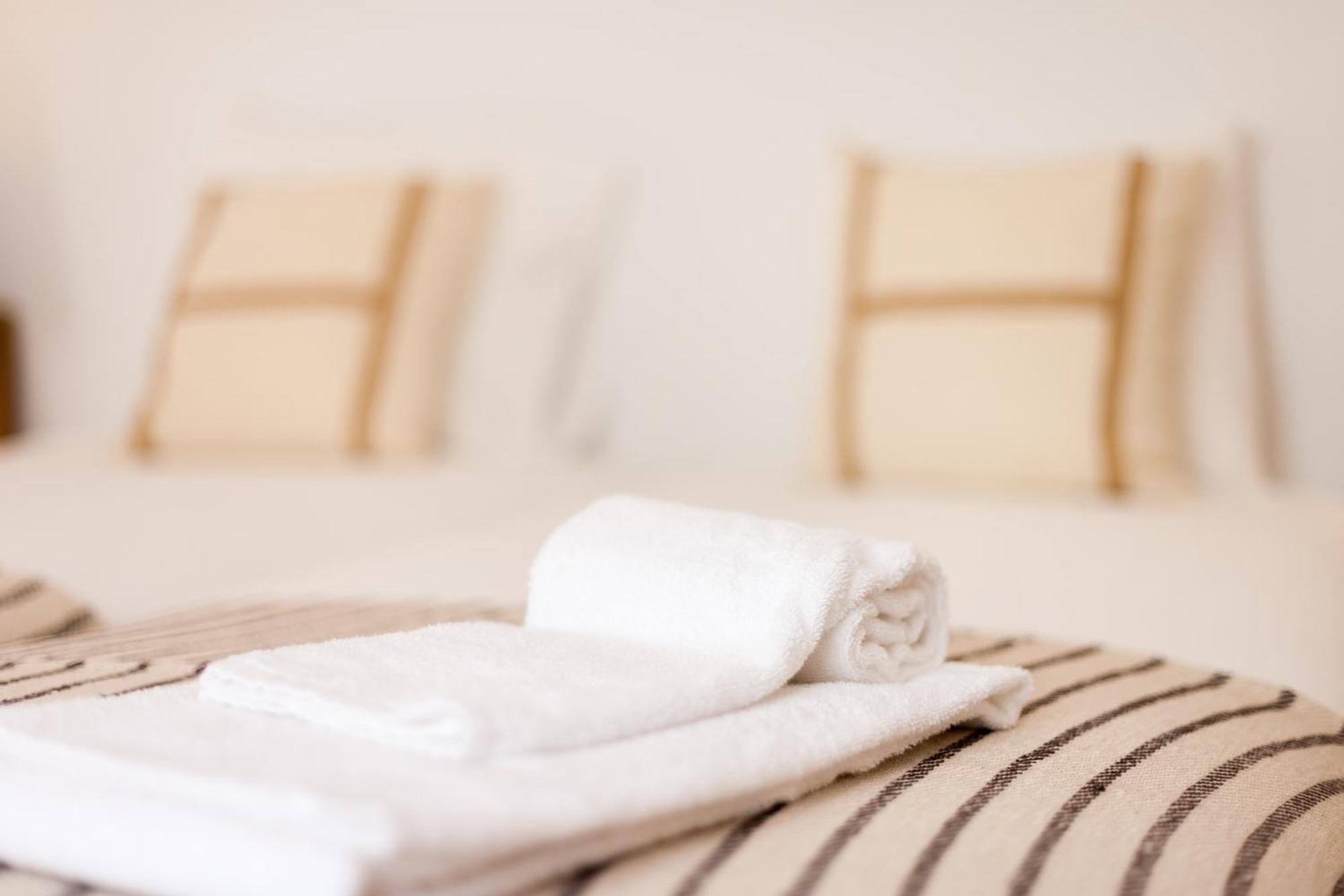 Tejo Vintage Three-Bedroom Apartment - By Lu Holidays Lisboa Eksteriør billede