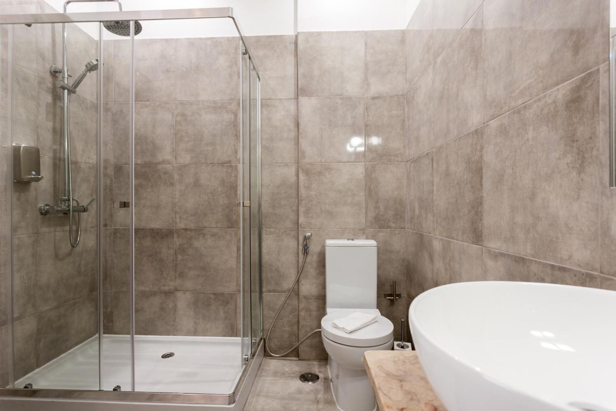 Tejo Vintage Three-Bedroom Apartment - By Lu Holidays Lisboa Eksteriør billede